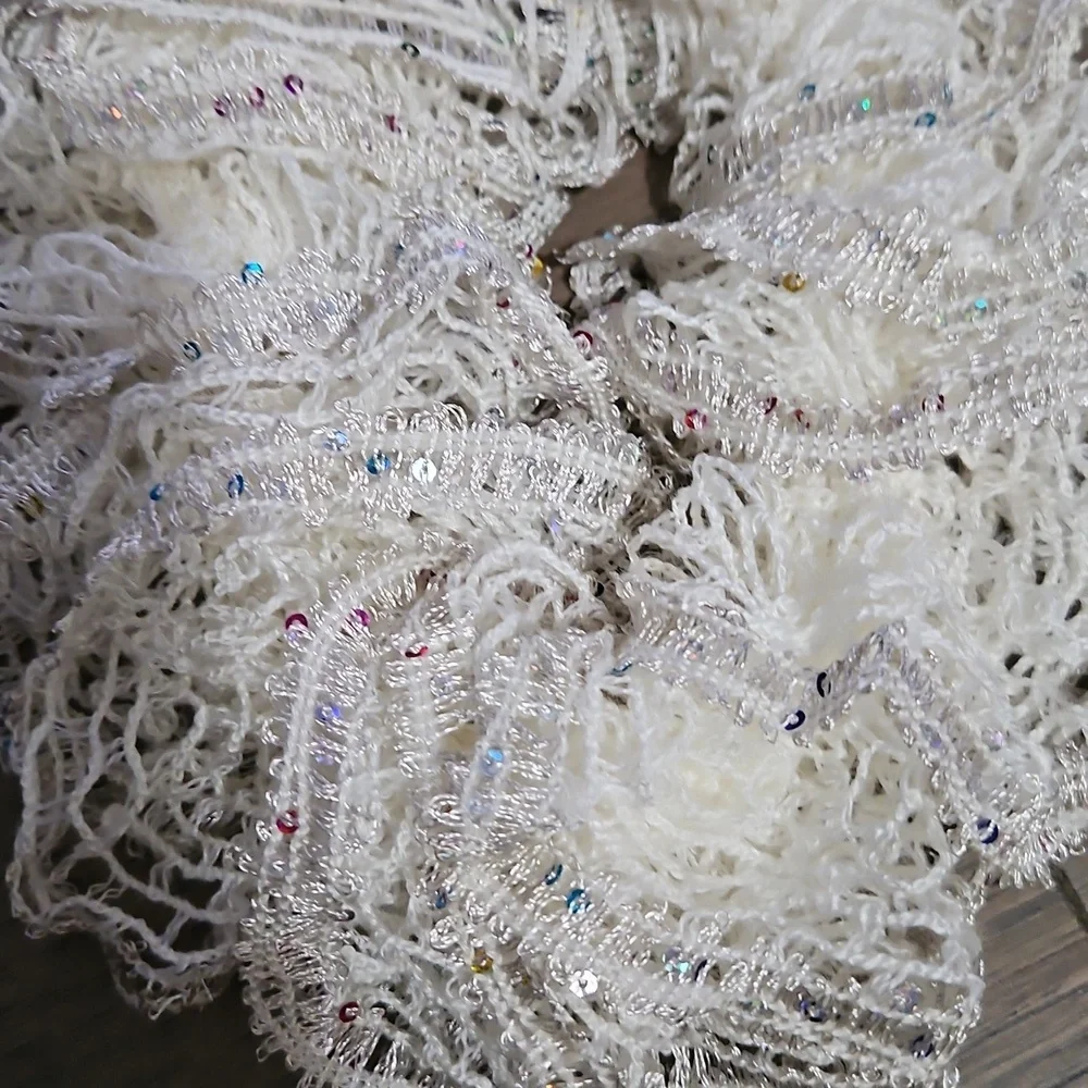 Elegant Cream Lace Scarf
